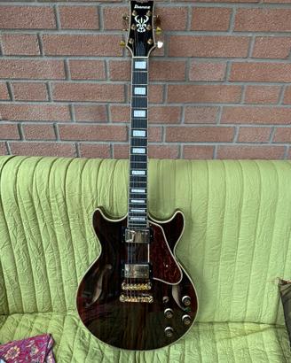 Ibanez am93 nt con custodia morbida