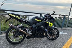 Yamaha R6 2004’ iniezione