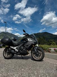 Cf moto MT 700