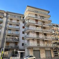Via lombardia rifinitissimo con posto auto