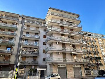 Via lombardia rifinitissimo con posto auto