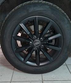 4 Cerchi da 17  per Audi Q3 8U originali con gomme
