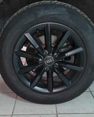 4 Cerchi da 17  per Audi Q3 8U originali con gomme