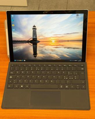 Microsoft Surface Pro 4 - Core i5 / 8GB / 256GB