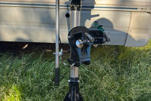 Motore fuoribordo Whitehead vintage da restaurare