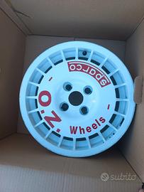 cerchi oz da 15 pollici attacco ford