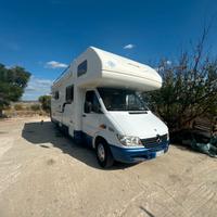 Camper mansardato