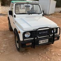 Suzuki 1300 samurai