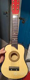 Chitarra giocattolo