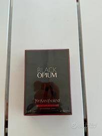 Ysl Black opium over red