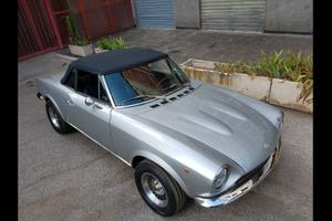 Fiat 124 Spider cs1 1.8