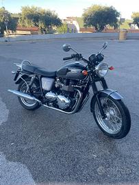 Triumph Boneville T100 2013