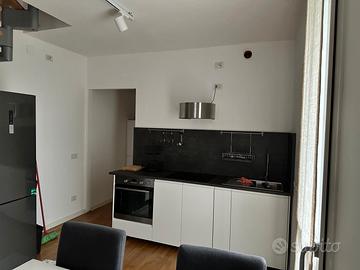 Appartamento bicamere zona centrale arredato