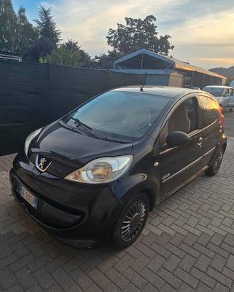 Peugeot 107 1.0 68CV 5p. Sweet Years