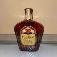 CROWN ROYAL 10 YEARS OLD CANADIAN WHISKY 1973