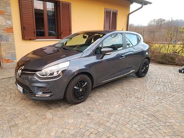 Renault clio IV 5 porte NEOPATENTATI 75CV -