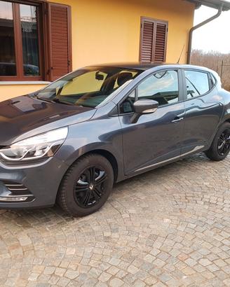 Renault clio IV 5 porte NEOPATENTATI 75CV -