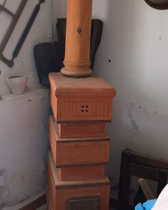 stufa a legna in terracotta marca Becchi