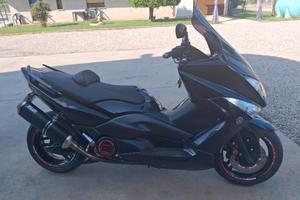 scooter T Max 