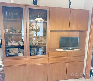 Divano tre posti + mobile sala