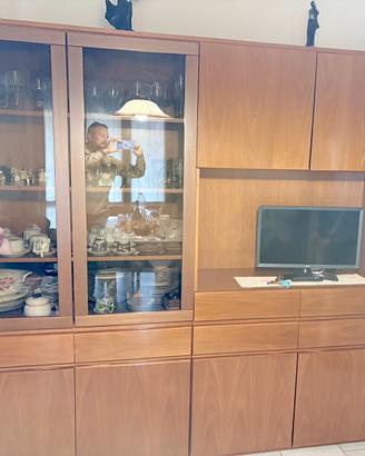 Divano tre posti + mobile sala