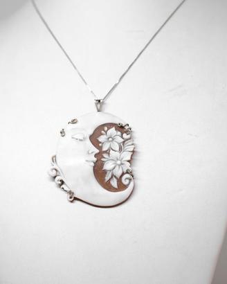 ciondolo e spilla in argento e cammeo 