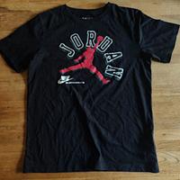 Jordan Nike tshirt sport basket nera rosso 15 anni