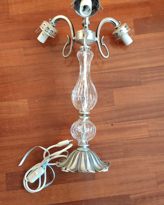 Lampada da tavolo