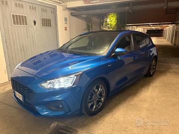 🔵 Ford Focus ST‑Line 1.0 EcoBoost Hybrid – 07/202