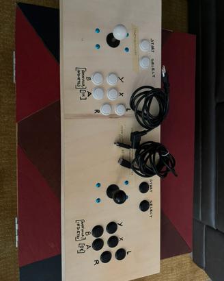 Console con videogiochi arcade vintage anni 80/90