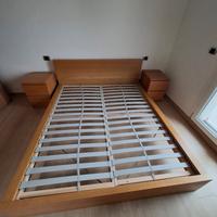 Letto matrimoniale e 2 comodini ikea