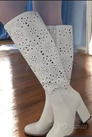 stivali estivi nuovi