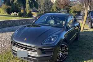 Macan T