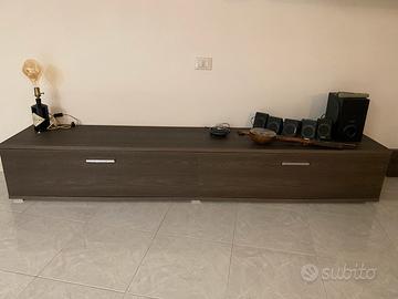 Mobile Contenitore e mobile sospeso