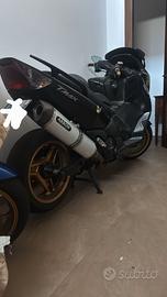 yamaha tmax