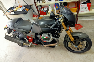 Moto Guzzi V11 Scura
