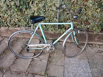 biciclletta da uomo corsa marca bianchi.