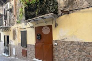 MONOLOCALE A PALERMO