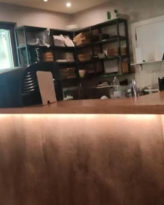 Bancone bar a forma L 3m per 2m