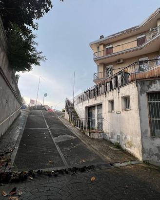 LABORATORIO A MARINO