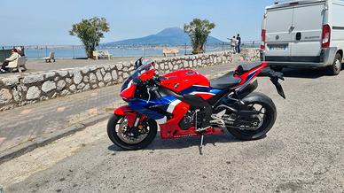 Honda cbr1000rr-r 2022