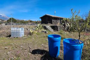 Cod.TE109 Terreno edificabile con casa rurale