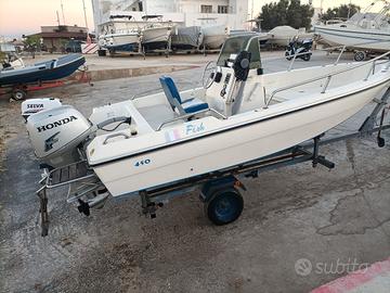 barca a motore