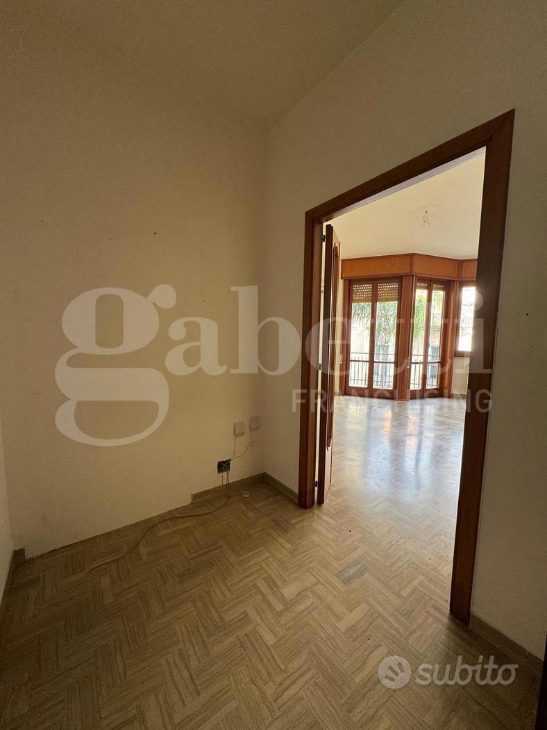 Appartamento – Brindisi, Centro - Vista 2