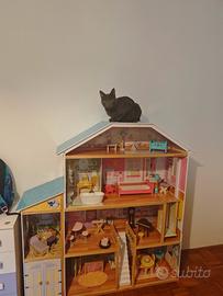 casa delle bambole in legno