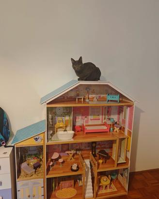 casa delle bambole in legno