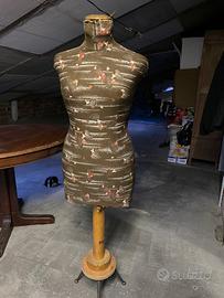 Manichino donna regolabile