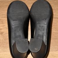 Tacchi colore nero 5 cm MAI indossati.