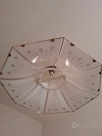 Lampadario vintage in vetro e ottone