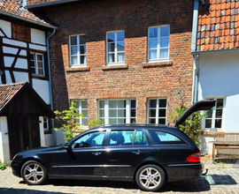 Automobile Mercedes E 320 CDI 4 matic